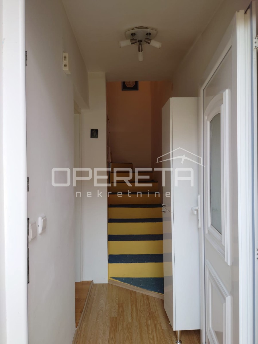 Vendita, Casa, Vrapče, Vrapčanska ulica, Indipendente, 250m2