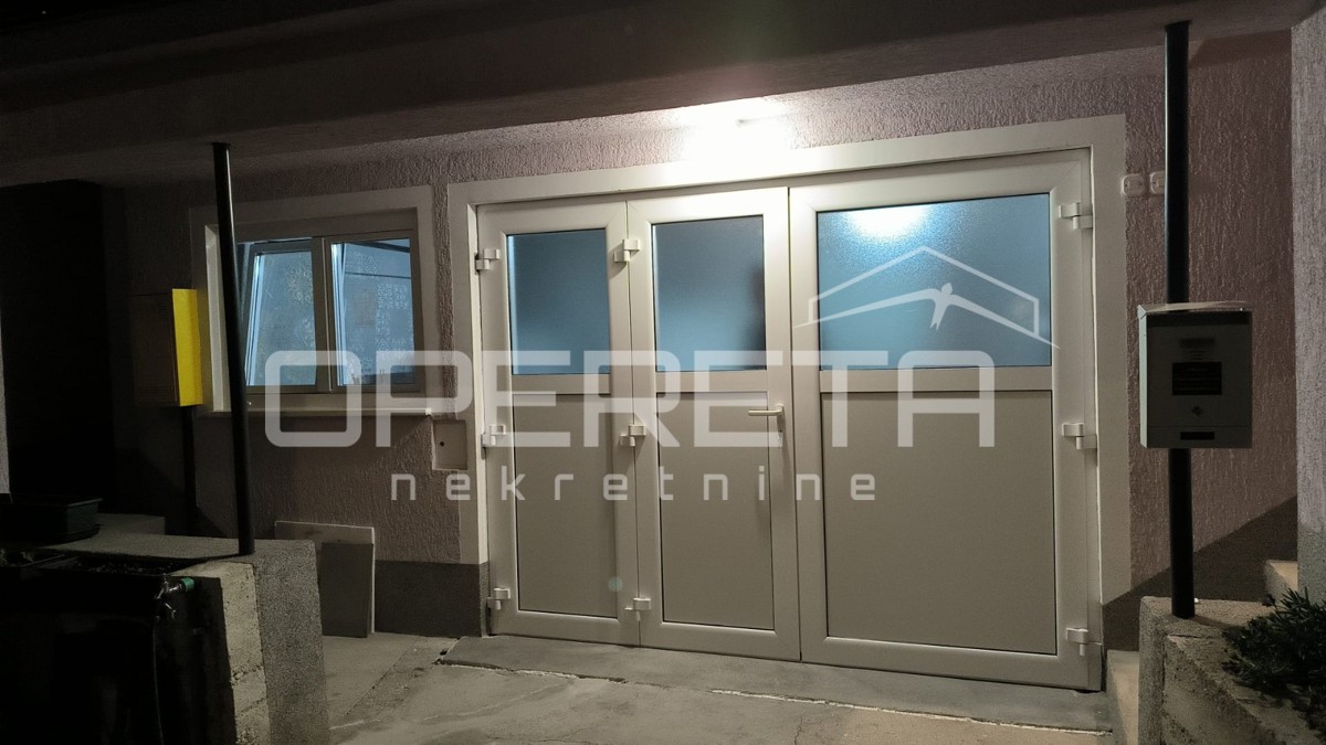 Vendita, Casa, Vrapče, Vrapčanska ulica, Indipendente, 250m2