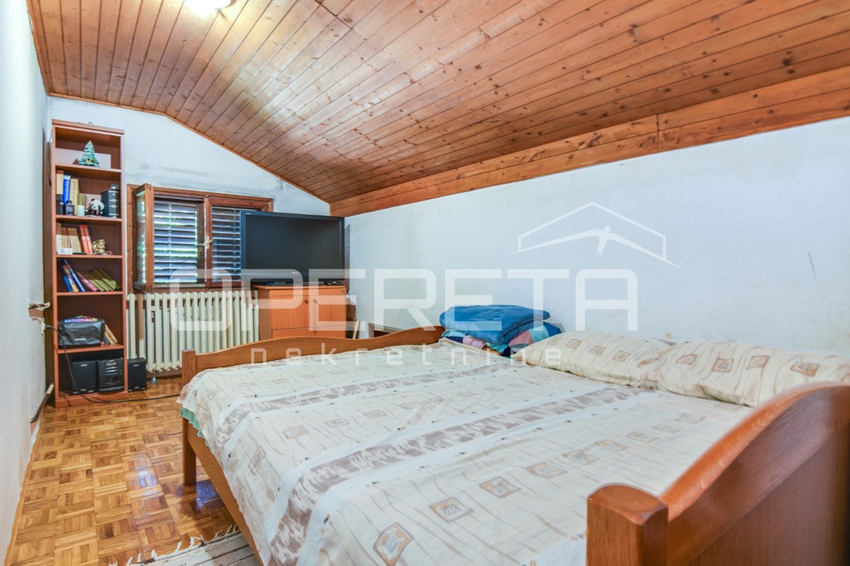 VENDITA, REMETE, REMETSKI KAMENJAK, 2 CASE INDIPENDENTI SU UN TERRENO DI 1440m2.