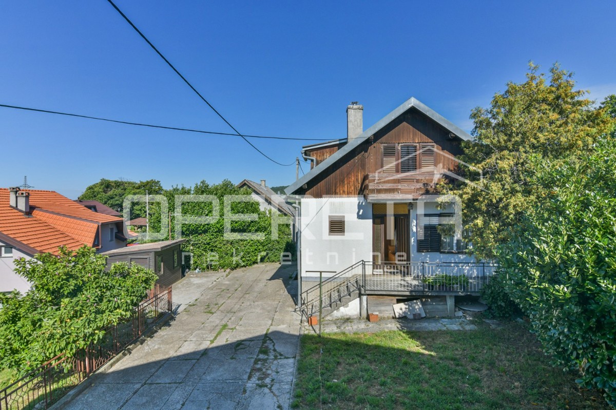 VENDITA, REMETE, REMETSKI KAMENJAK, 2 CASE INDIPENDENTI SU UN TERRENO DI 1440m2.