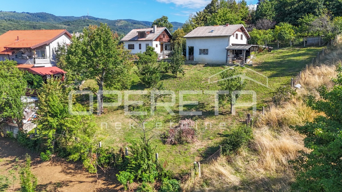 VENDITA, REMETE, REMETSKI KAMENJAK, 2 CASE INDIPENDENTI SU UN TERRENO DI 1440m2.