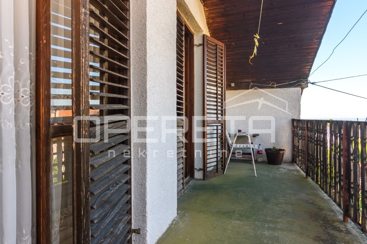 VENDITA, REMETE, REMETSKI KAMENJAK, 2 CASE INDIPENDENTI SU UN TERRENO DI 1440m2.