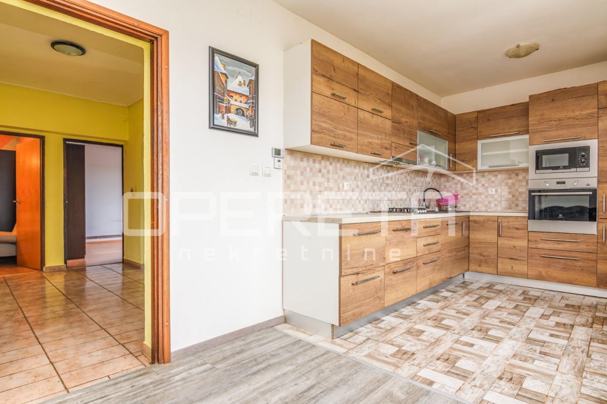 Vendita, Casa, Ježdovec, Ježdovec, Indipendente, 271m2