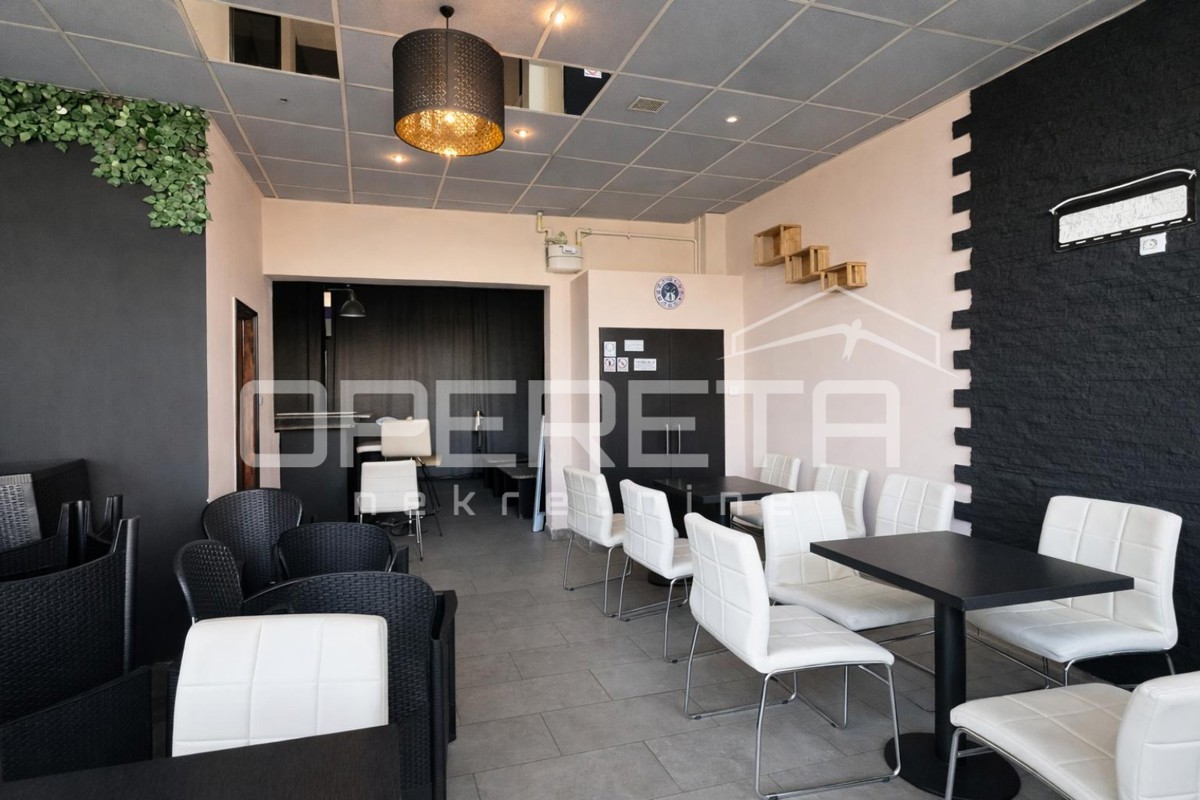 Spazio commerciale con terrazza e magazzino, mercato e centro di Oroslavje