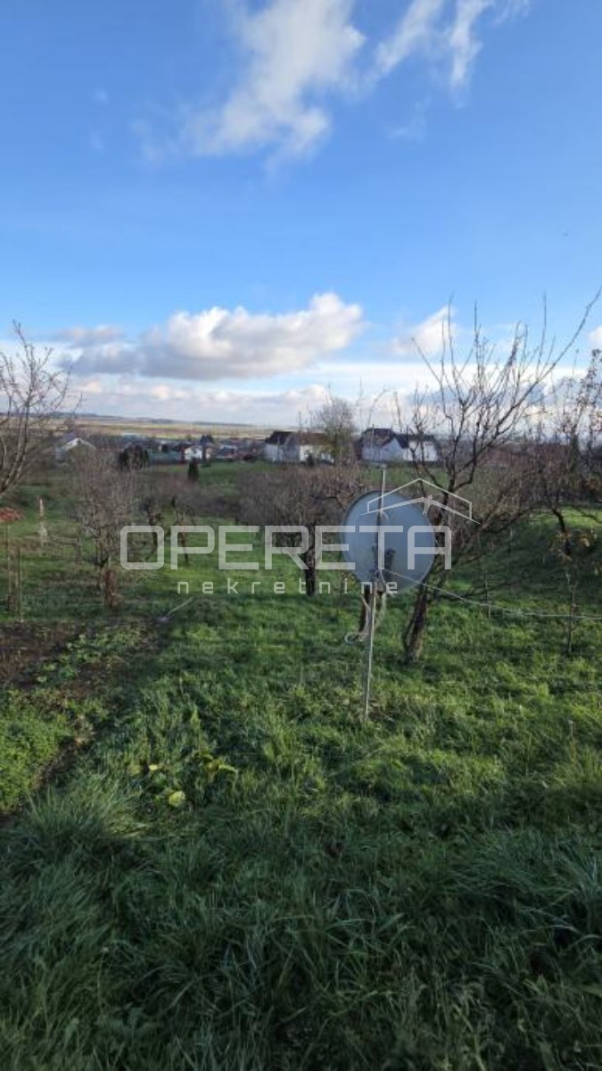 Casa tranquilla a Vinica con grande frutteto