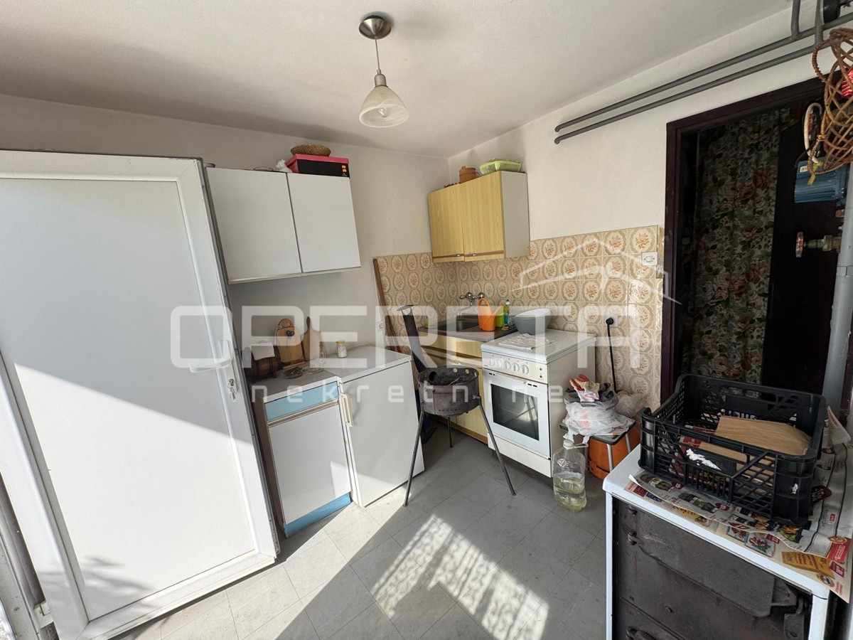 VENDITA, CASA, GORNJA DUBRAVA, ČUČERJE.  
