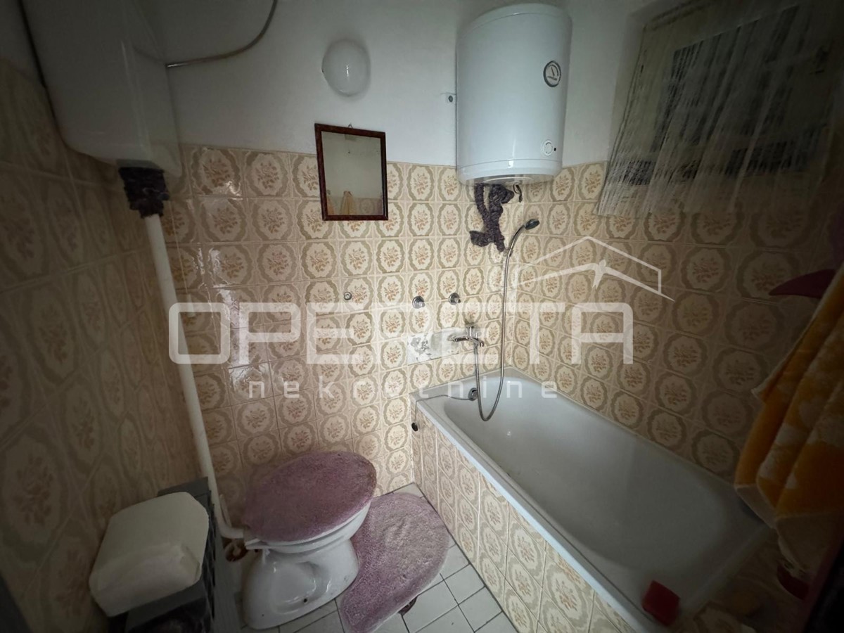 VENDITA, CASA, GORNJA DUBRAVA, ČUČERJE.  
