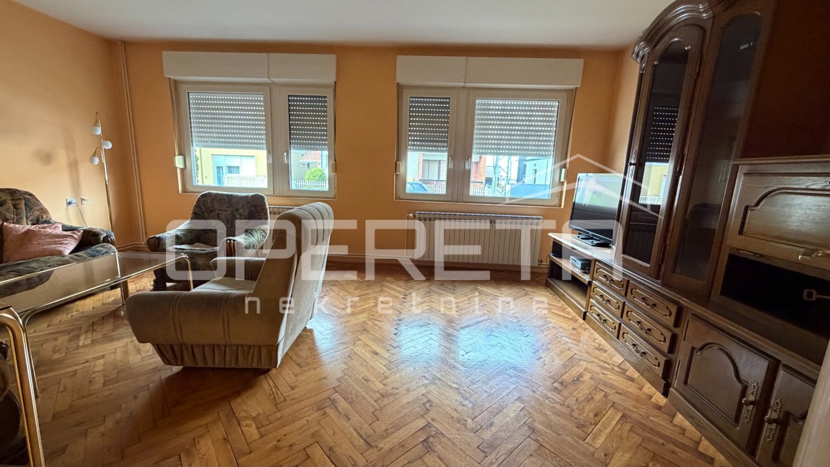 Vendita, Casa, Ilok, V. Kraljevića, Edificio doppio, 148m2