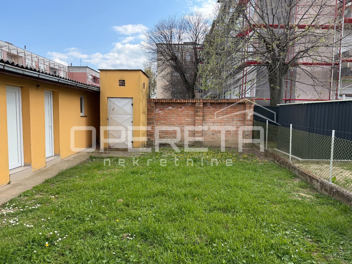 Vendita, Casa, Ilok, V. Kraljevića, Edificio doppio, 148m2