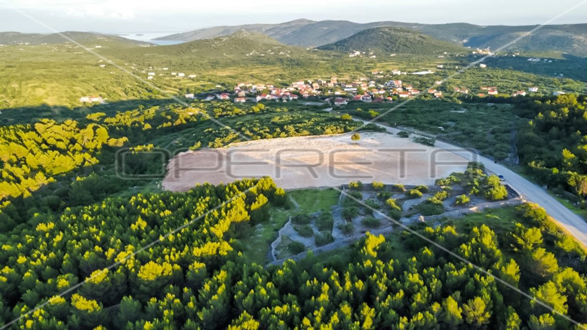 Opportunità unica, terreno agricolo con vista mare, 12.938 m²