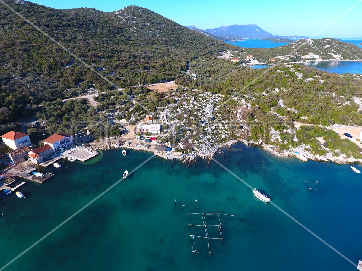 Occasione imperdibile: terreno edificabile vicino al mare – Brijesta, Pelješac