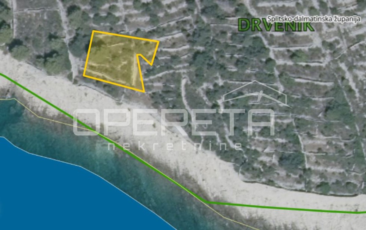 Drvenik Veliki - terreno agricolo 1ª fila dal mare - opportunità di investimento!