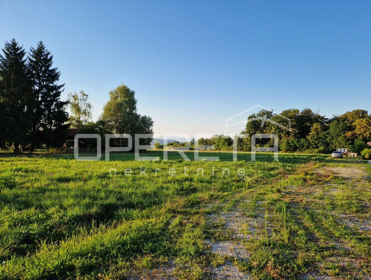 Mokrice , Oroslavje, 625,00 m2, 50.000,00 EUR