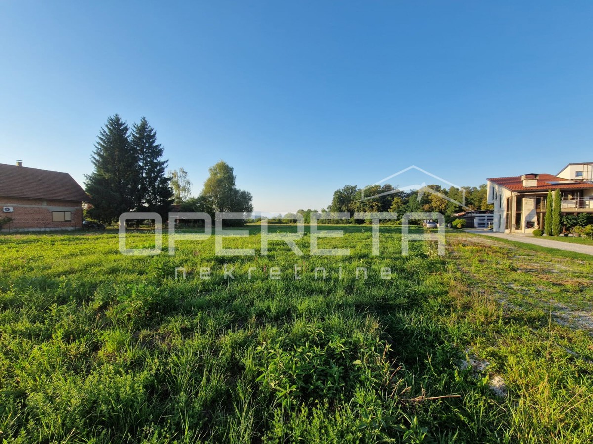 Mokrice , Oroslavje, 625,00 m2, 50.000,00 EUR