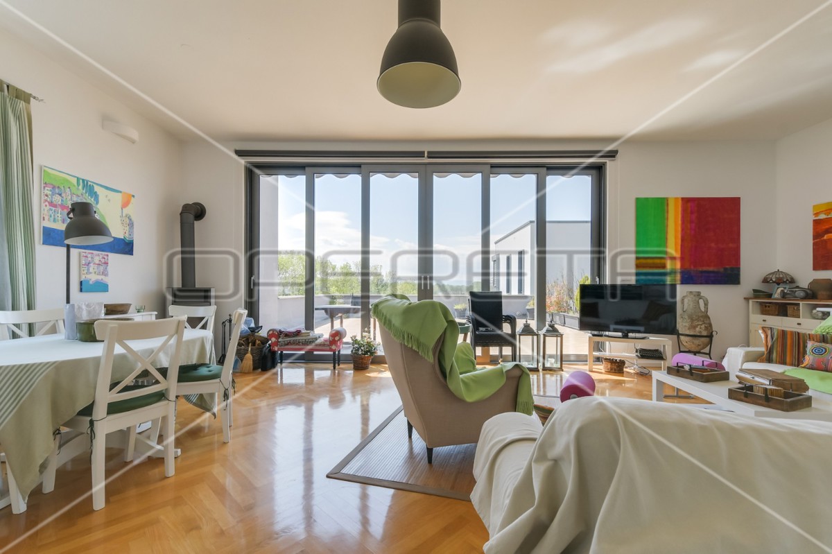 Vendita, Casa, Jarun, Jarun, Indipendente, 395m2