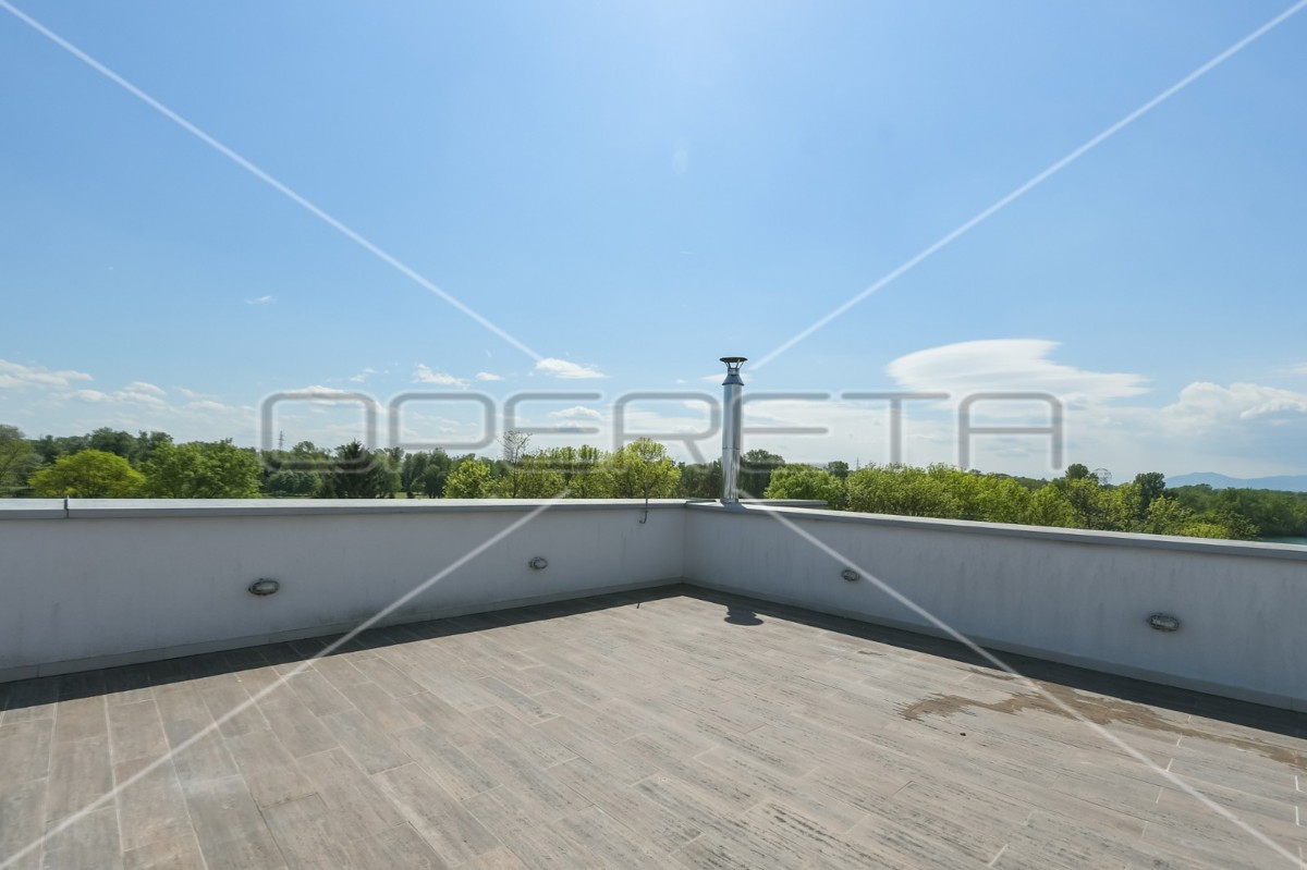 Vendita, Casa, Jarun, Jarun, Indipendente, 395m2