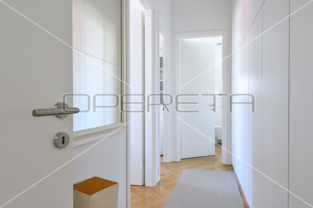 Vendita, Casa, Jarun, Jarun, Indipendente, 395m2