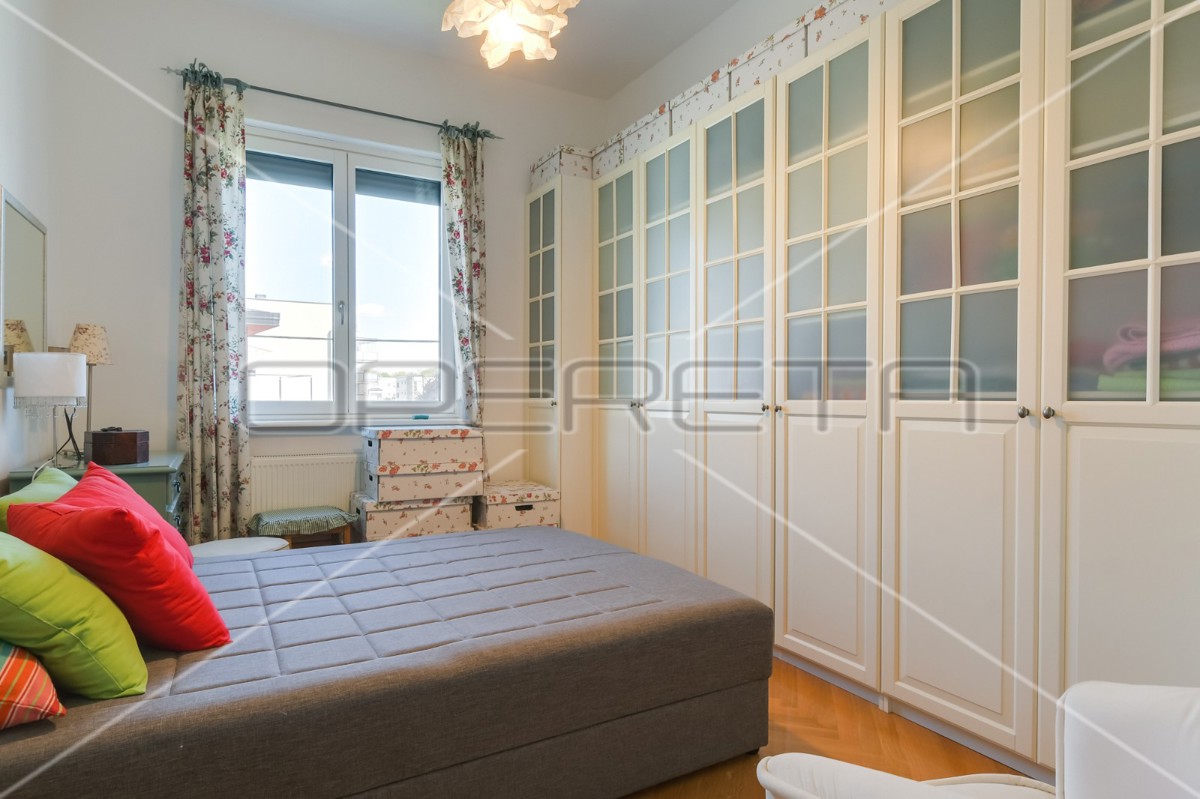 Vendita, Casa, Jarun, Jarun, Indipendente, 395m2