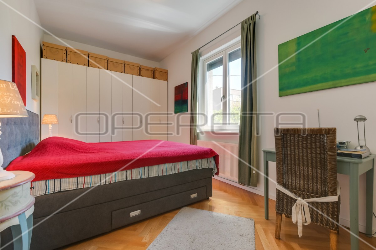 Vendita, Casa, Jarun, Jarun, Indipendente, 395m2