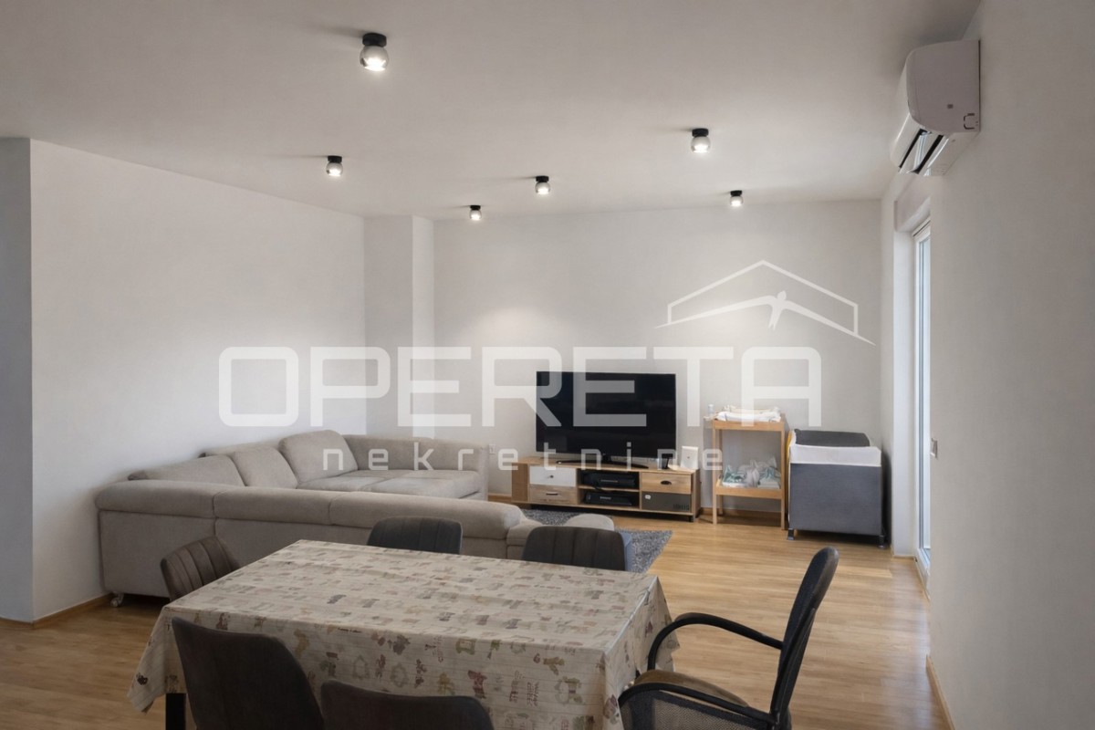 Casa energeticamente efficiente vicino al mare a Vrbnik, 139 m2, isola di Krk