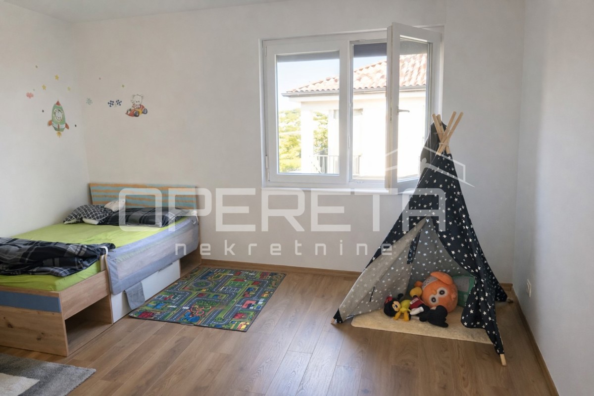 Casa energeticamente efficiente vicino al mare a Vrbnik, 139 m2, isola di Krk