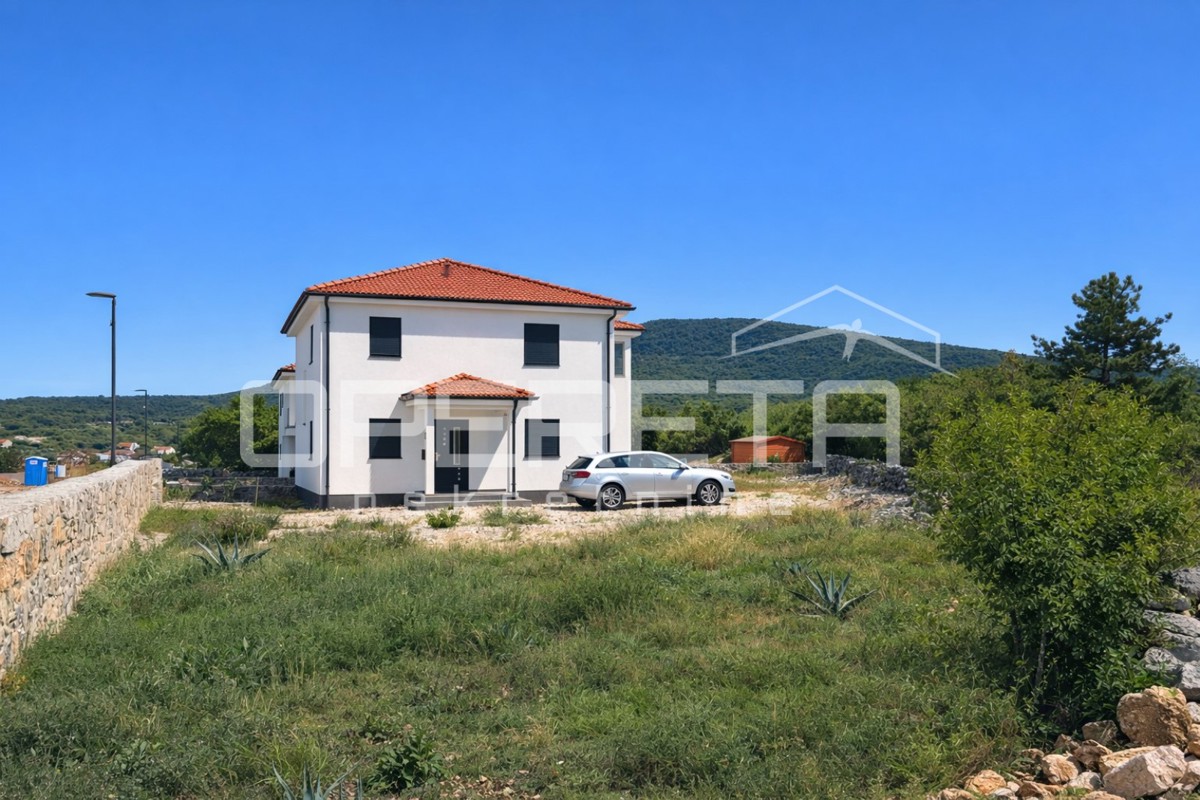 Casa energeticamente efficiente vicino al mare a Vrbnik, 139 m2, isola di Krk