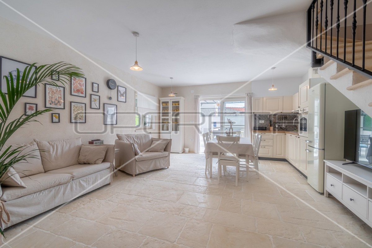 Istria, Barban - dintorni, nuova casa in stile rustico, 2SS, piscina