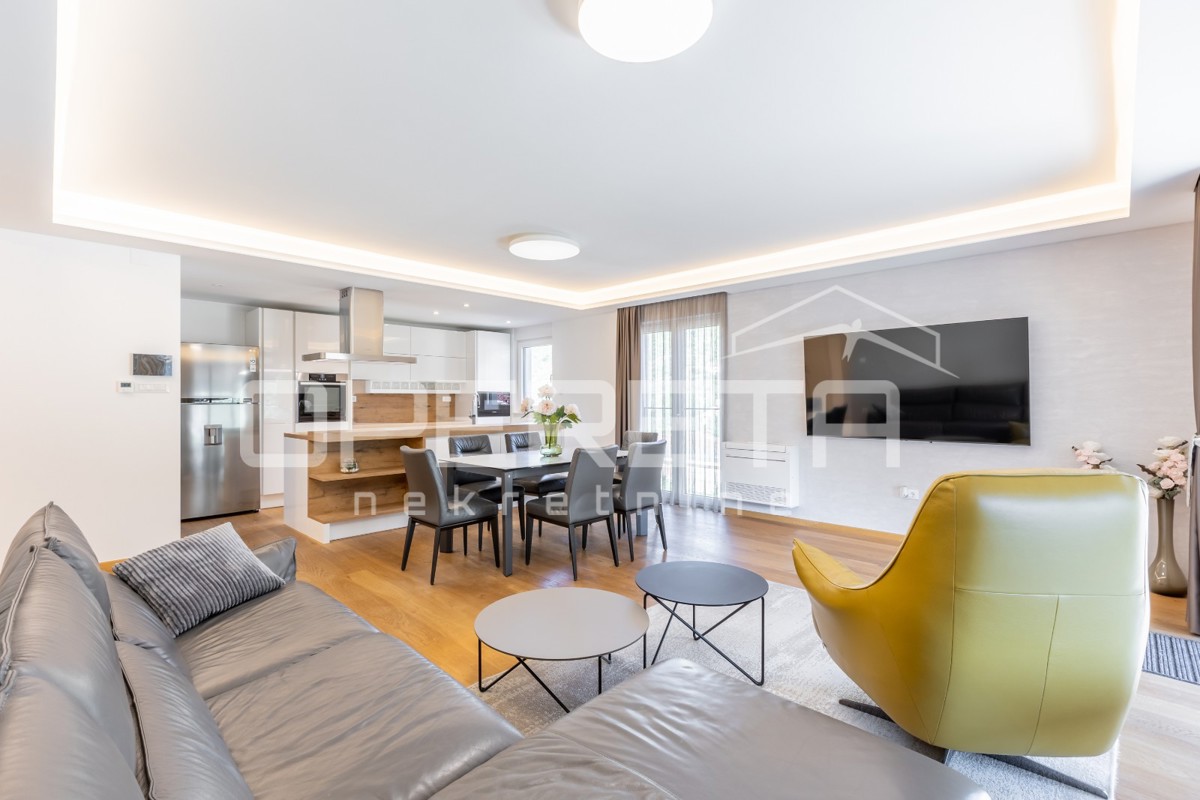 Villa di lusso a Žrnovnica – Oasi di lusso e privacy nei dintorni di Spalato