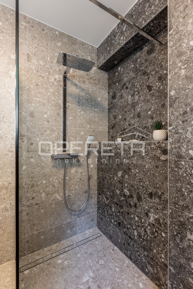 Villa di lusso a Žrnovnica – Oasi di lusso e privacy nei dintorni di Spalato