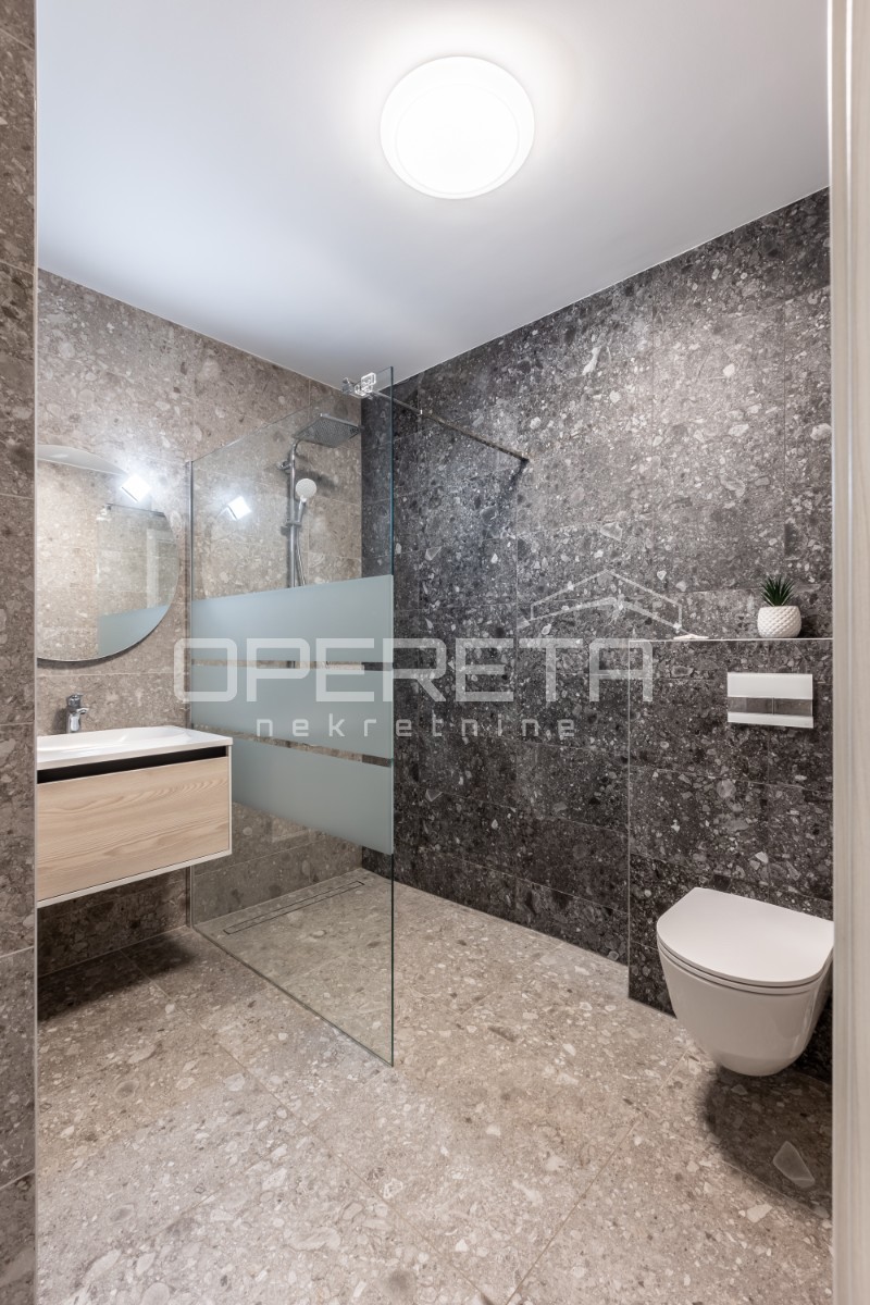 Villa di lusso a Žrnovnica – Oasi di lusso e privacy nei dintorni di Spalato