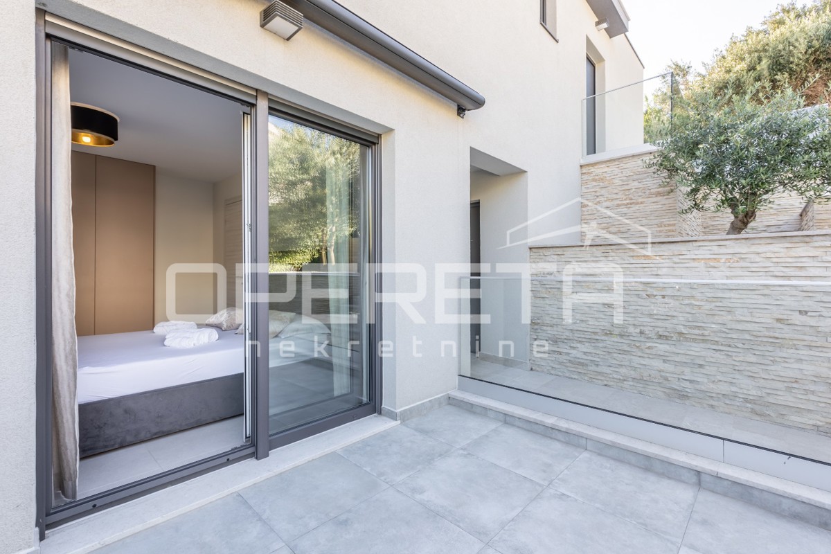 Villa di lusso a Žrnovnica – Oasi di lusso e privacy nei dintorni di Spalato