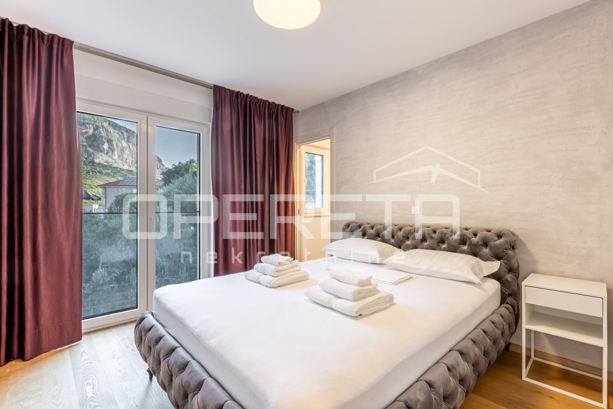 Villa di lusso a Žrnovnica – Oasi di lusso e privacy nei dintorni di Spalato