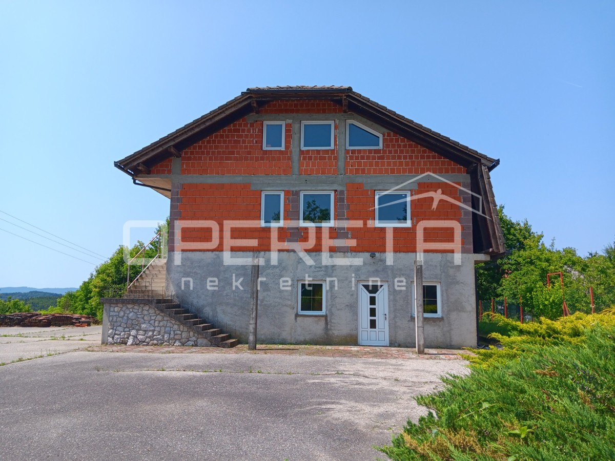 Vendita, Casa, Visoko, Visoko, Indipendente, 394m2