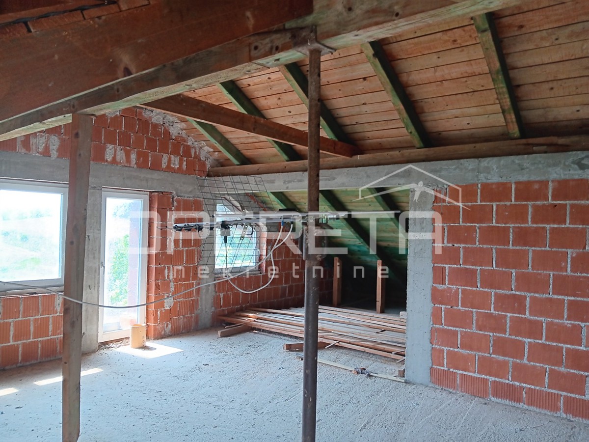 Vendita, Casa, Visoko, Visoko, Indipendente, 394m2