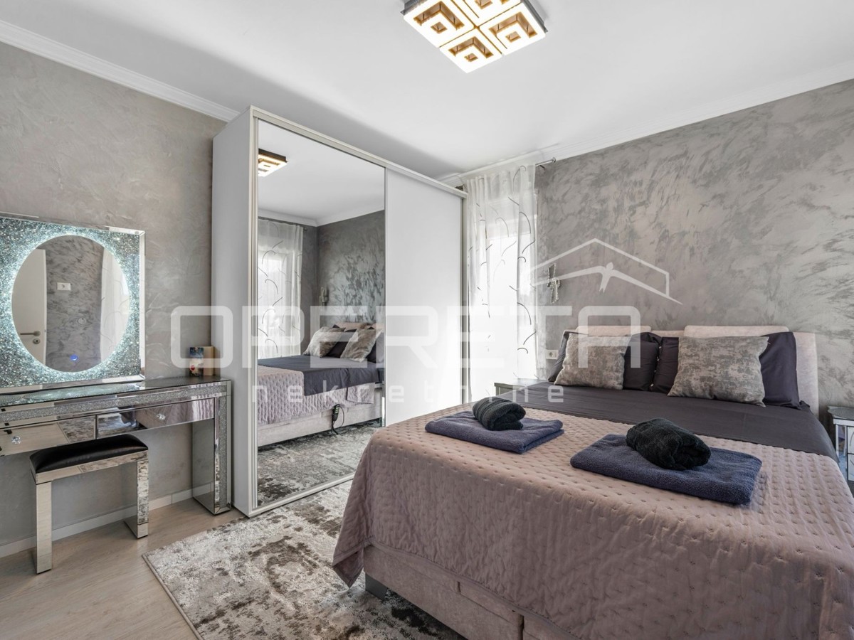 Casa di lusso con ampio giardino, Sebenico - Bilice