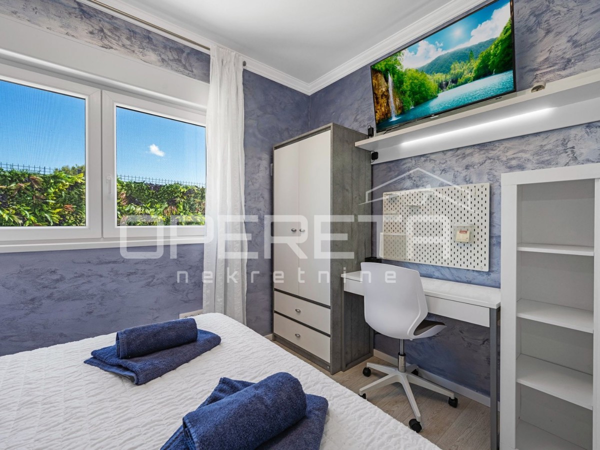 Casa di lusso con ampio giardino, Sebenico - Bilice