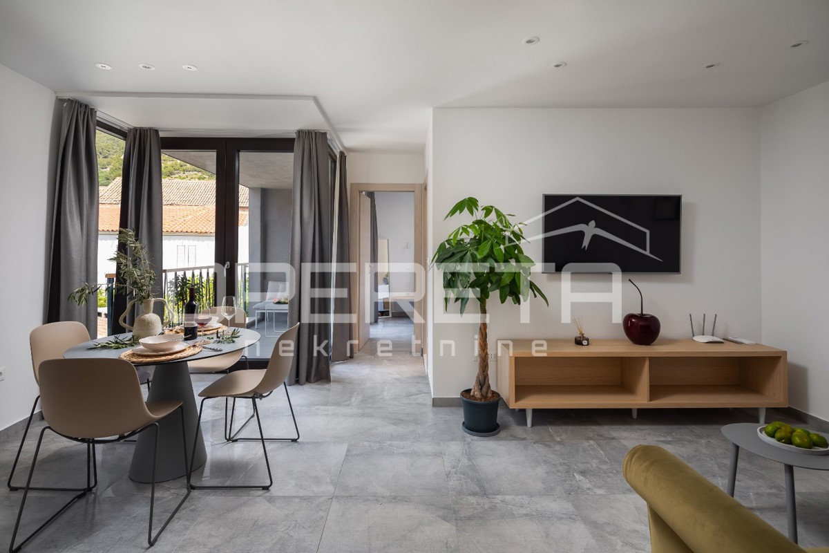 Vendita, Casa, Komiža, Čikolina stroda, Indipendente, 120m2