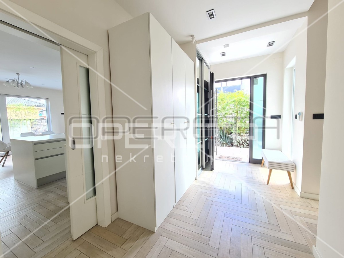 Vendita, Casa, Blato, Jurja Njavre, Edificio doppio, 323m2