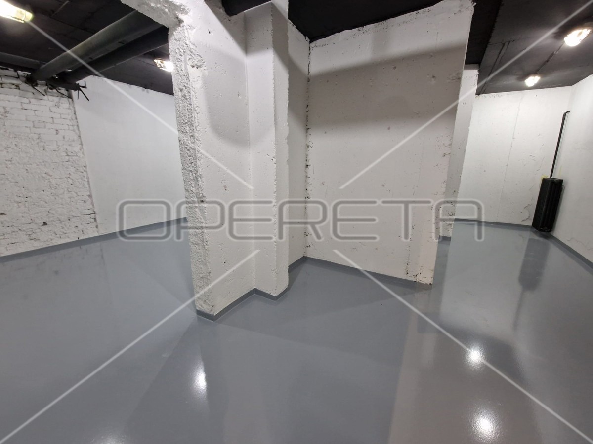 Vendita, Locale su strada, Voltino, Dragutina Golika, 555m2