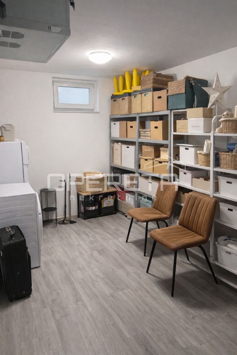 Vendita, Appartamento, Vrapče, Vrapče, 4l, 86m2