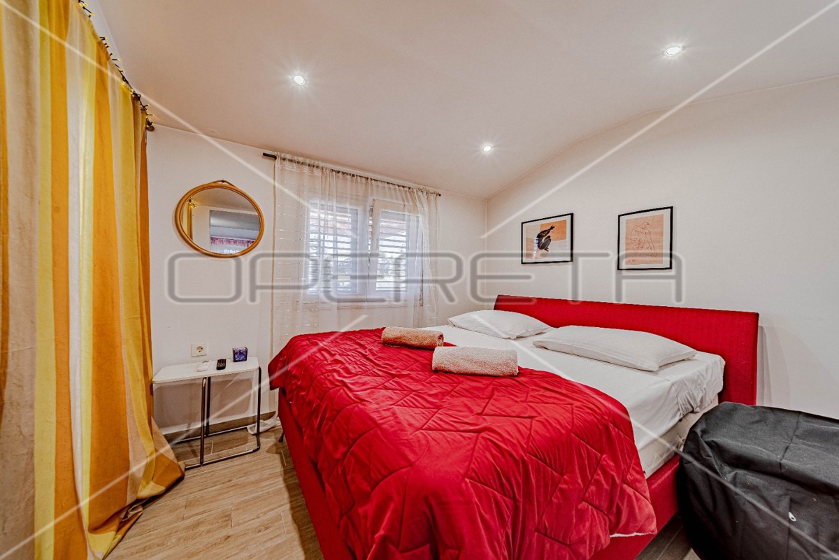 Terreno agricolo a Korčula – 14.406 m2 per sviluppo e investimento