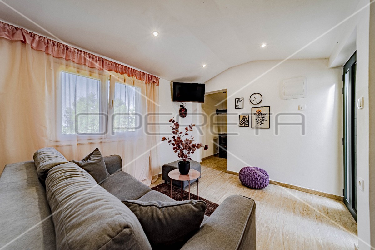 Terreno agricolo a Korčula – 14.406 m2 per sviluppo e investimento