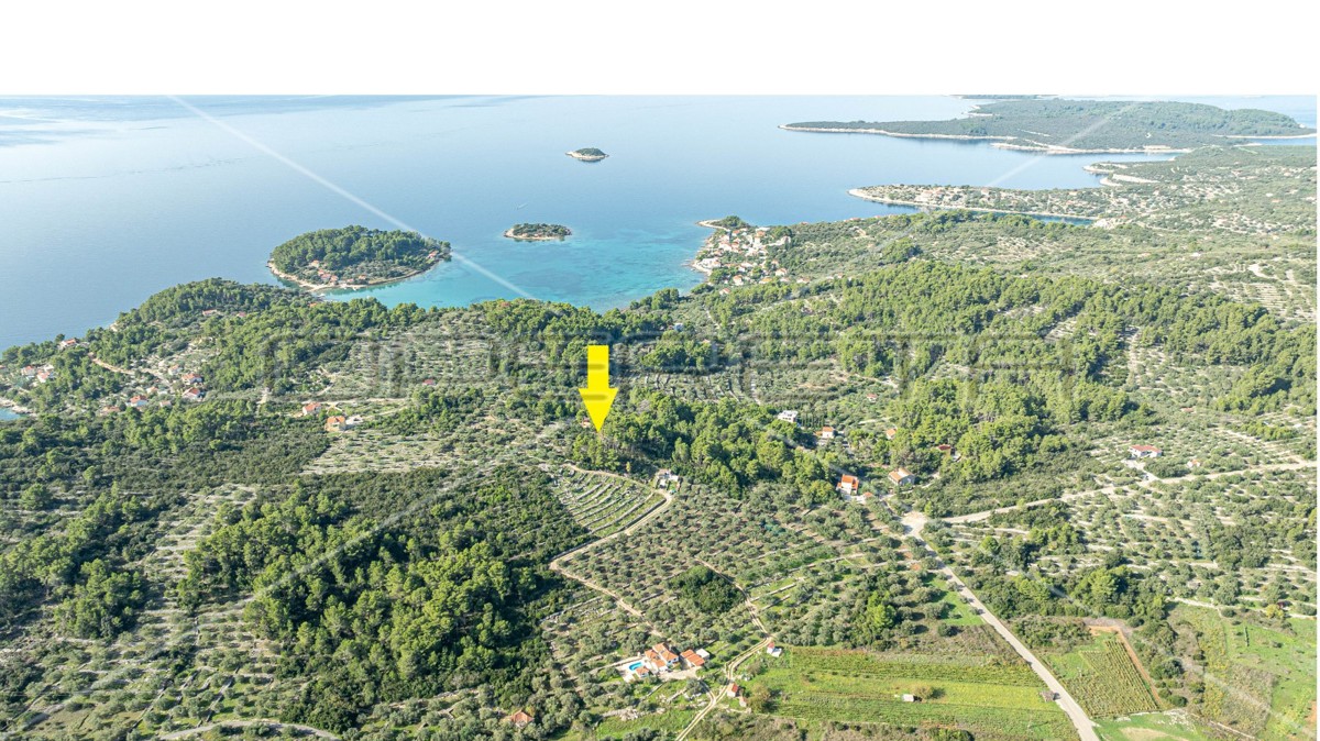 Terreno agricolo a Korčula – 14.406 m2 per sviluppo e investimento