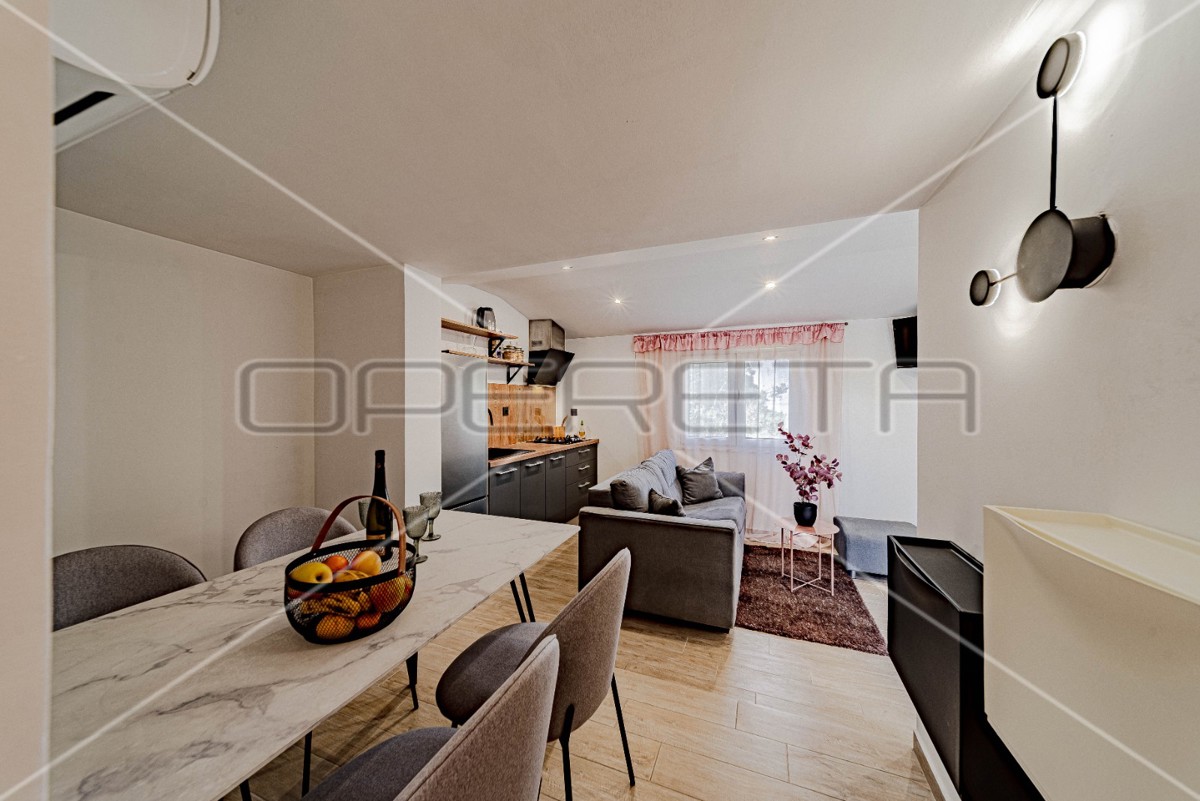 Terreno agricolo a Korčula – 14.406 m2 per sviluppo e investimento