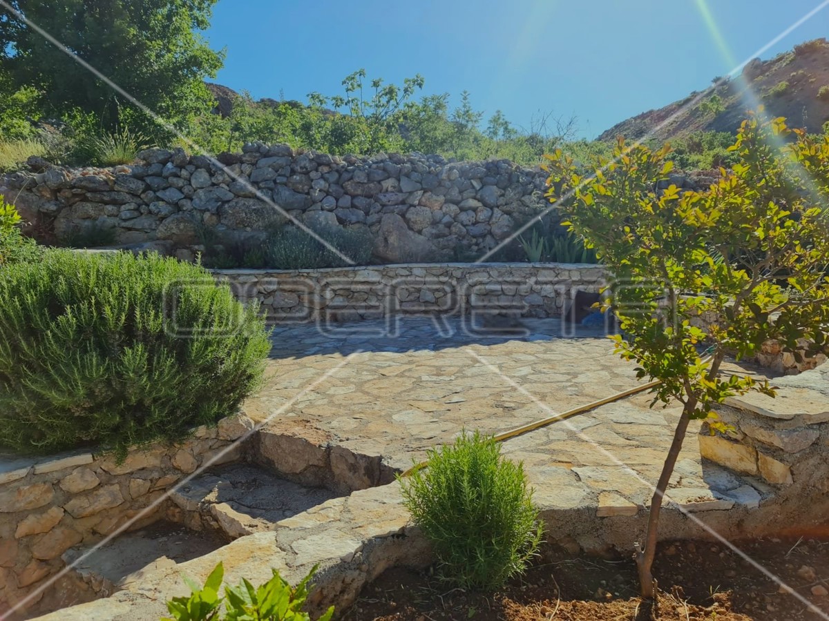 Proprietà ecologica, Jasenice, potenziale per costruzione e investimento