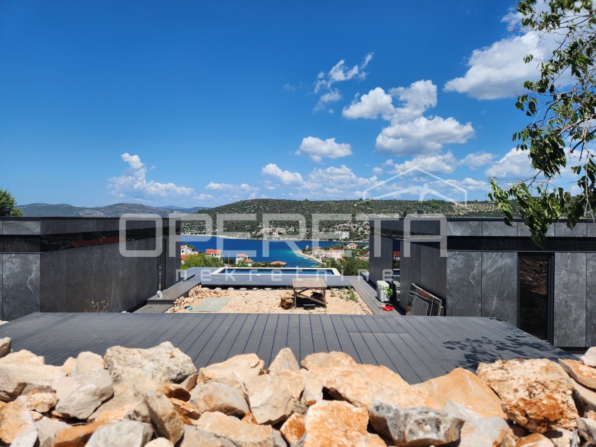 Terreno edificabile con vista mare, Drvenik Veliki vicino a Trogir