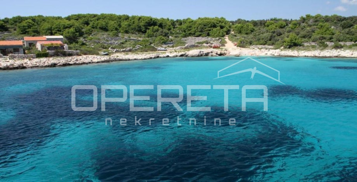 Terreno edificabile con vista mare, Drvenik Veliki vicino a Trogir