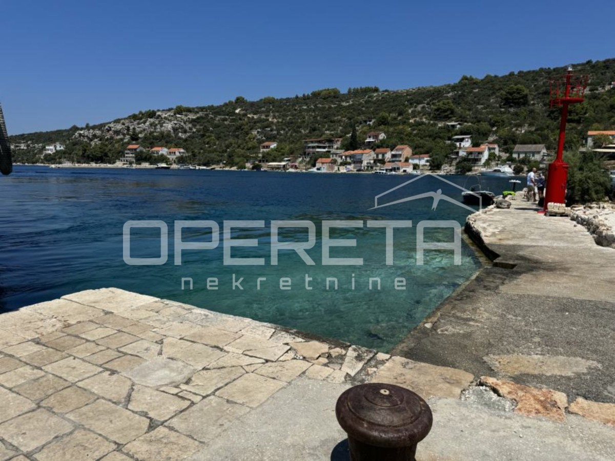 Terreno edificabile con vista mare, Drvenik Veliki vicino a Trogir