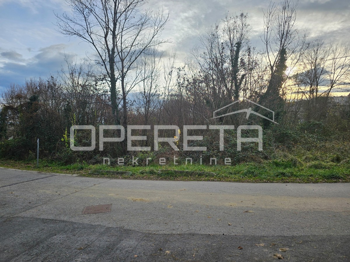 Čukovići bb, Sveti Duh, 2.880,00 m2, 1.008.000,00 EUR