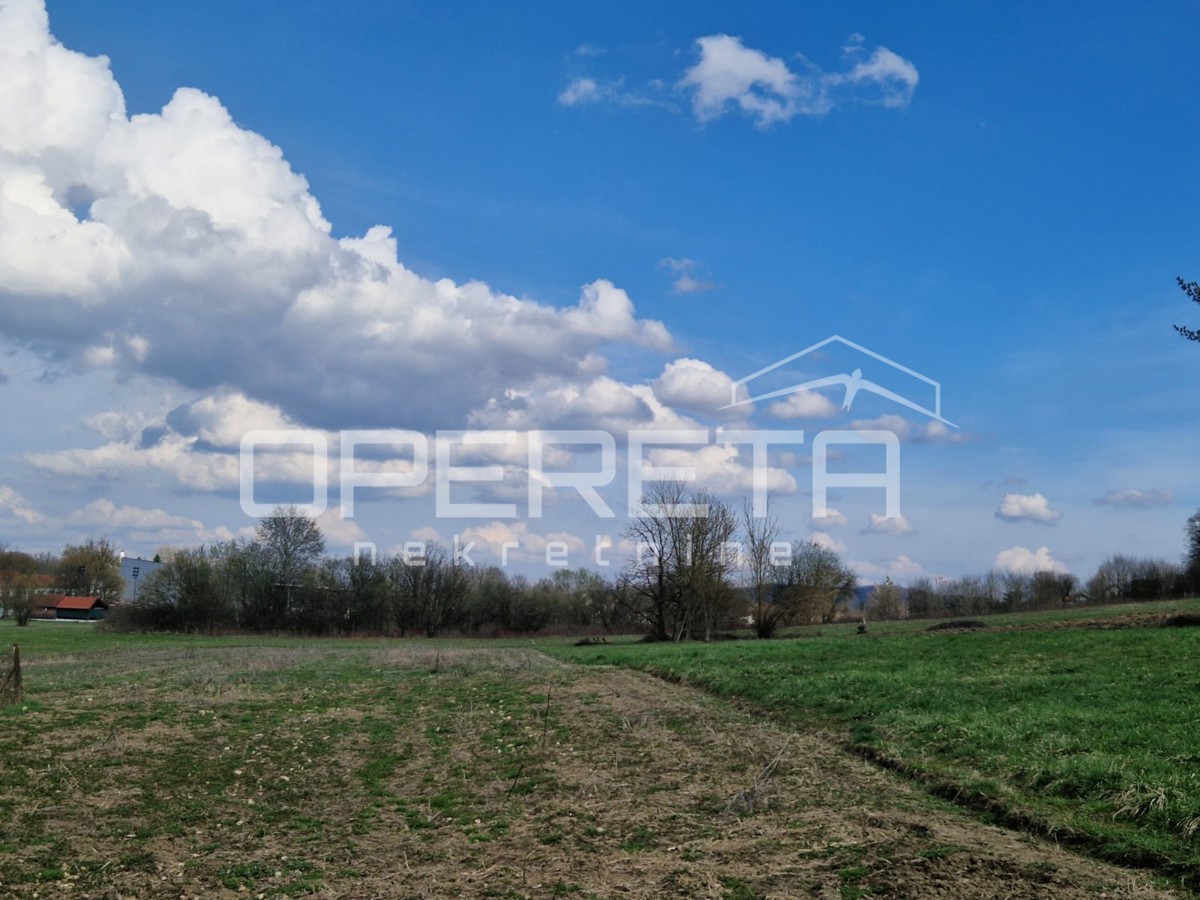 Pustodol, Donja Stubica, 2.372,00 m2, 85.000,00 EUR